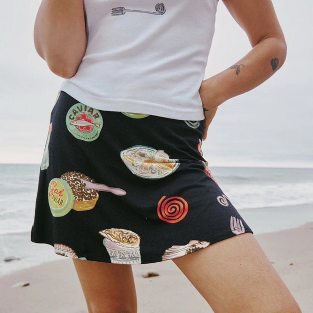 Lisa Says Gah Black Darcy Skort in Caviar Dreams Size Small